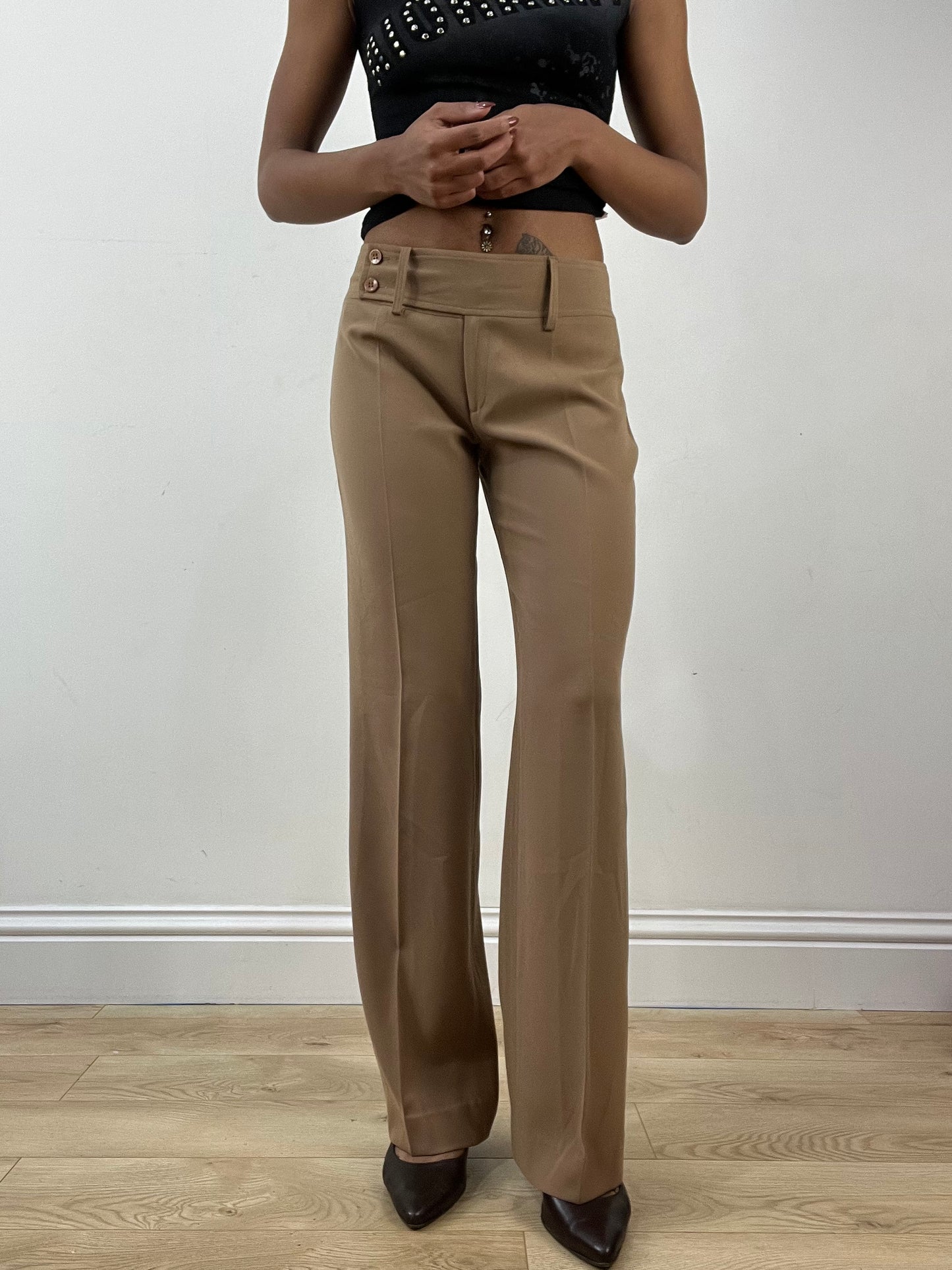 BEST PICKS | small light brown high waisted trousers