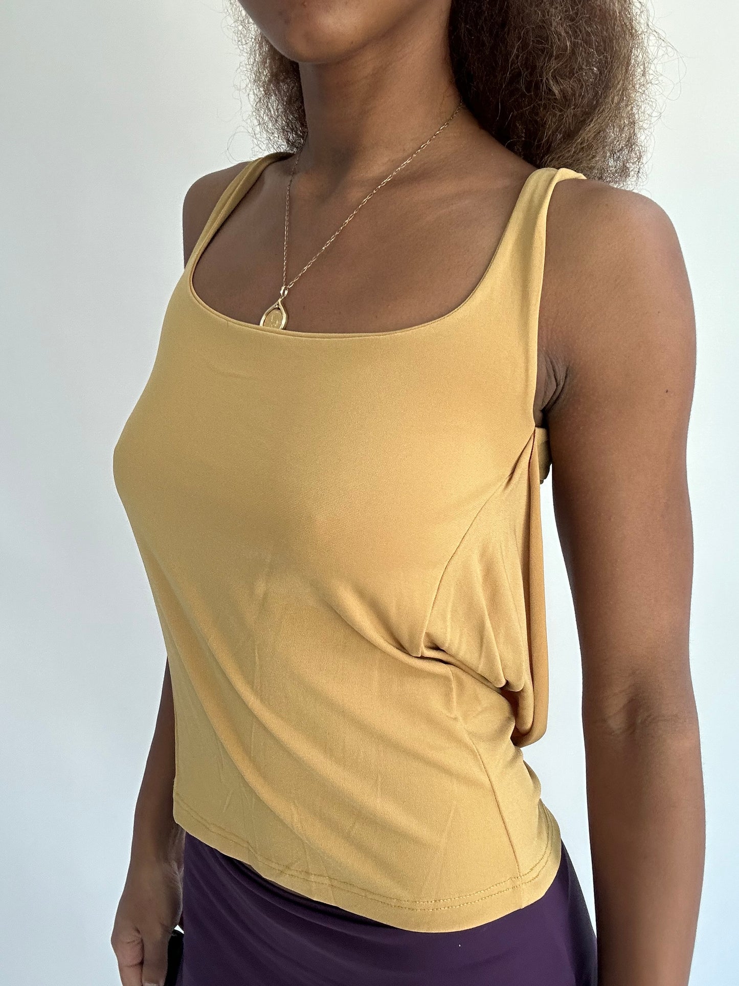 ‼️ | small green open back tank top