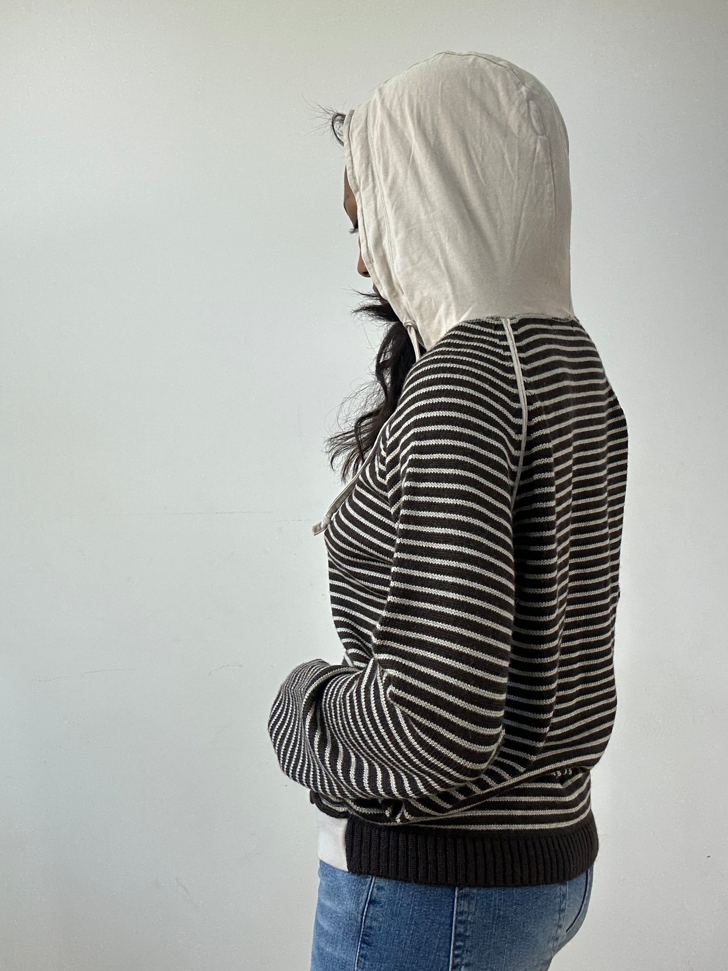 BEST PICKS | large brown and cream knit hoodie