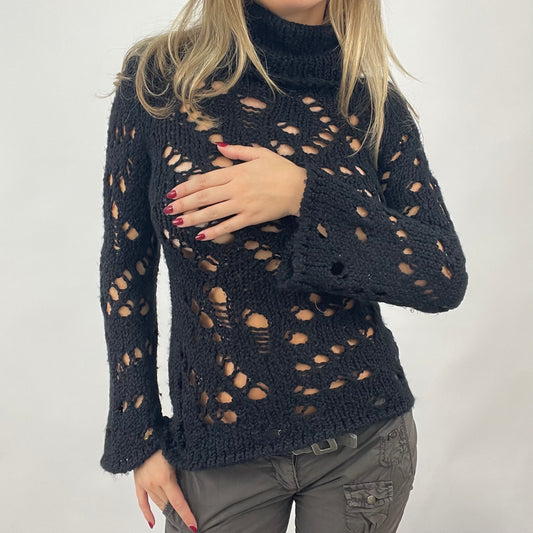 💻 VINTAGE GEMS DROP | small black crochet turtleneck jumper