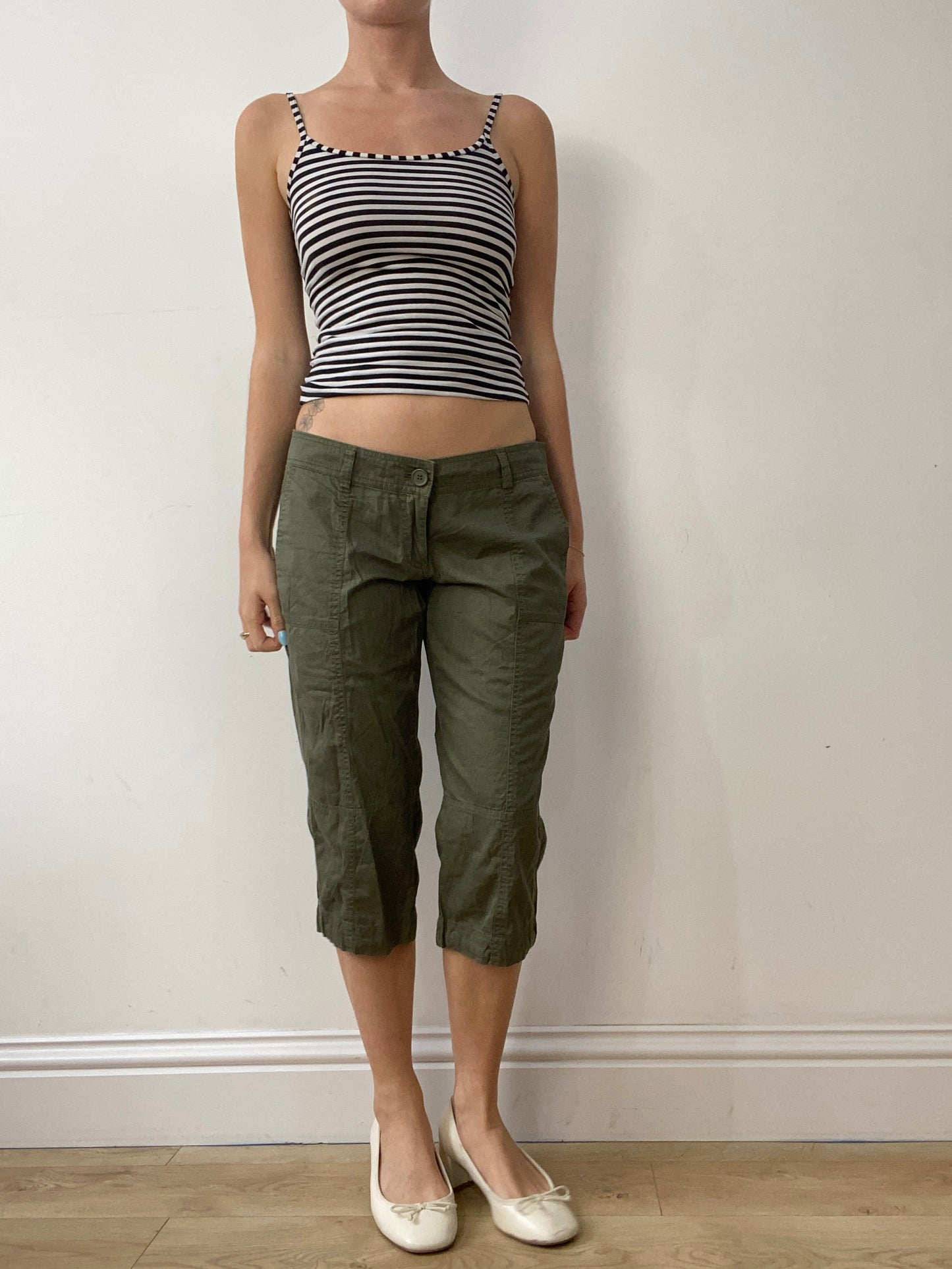 vintage edit thirty | medium green capri style trousers