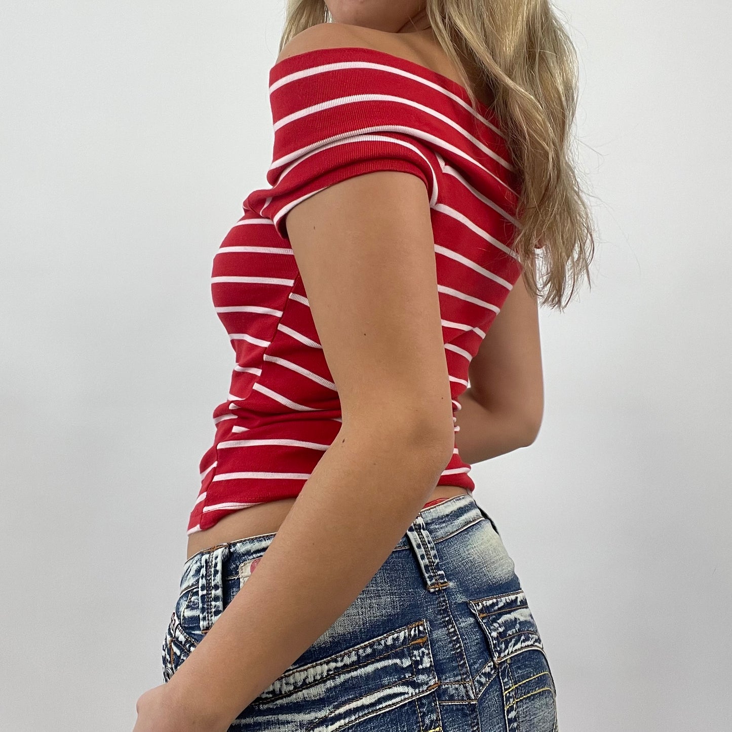 JEANS AND A NICE TOP DROP | small red striped off shoulder top