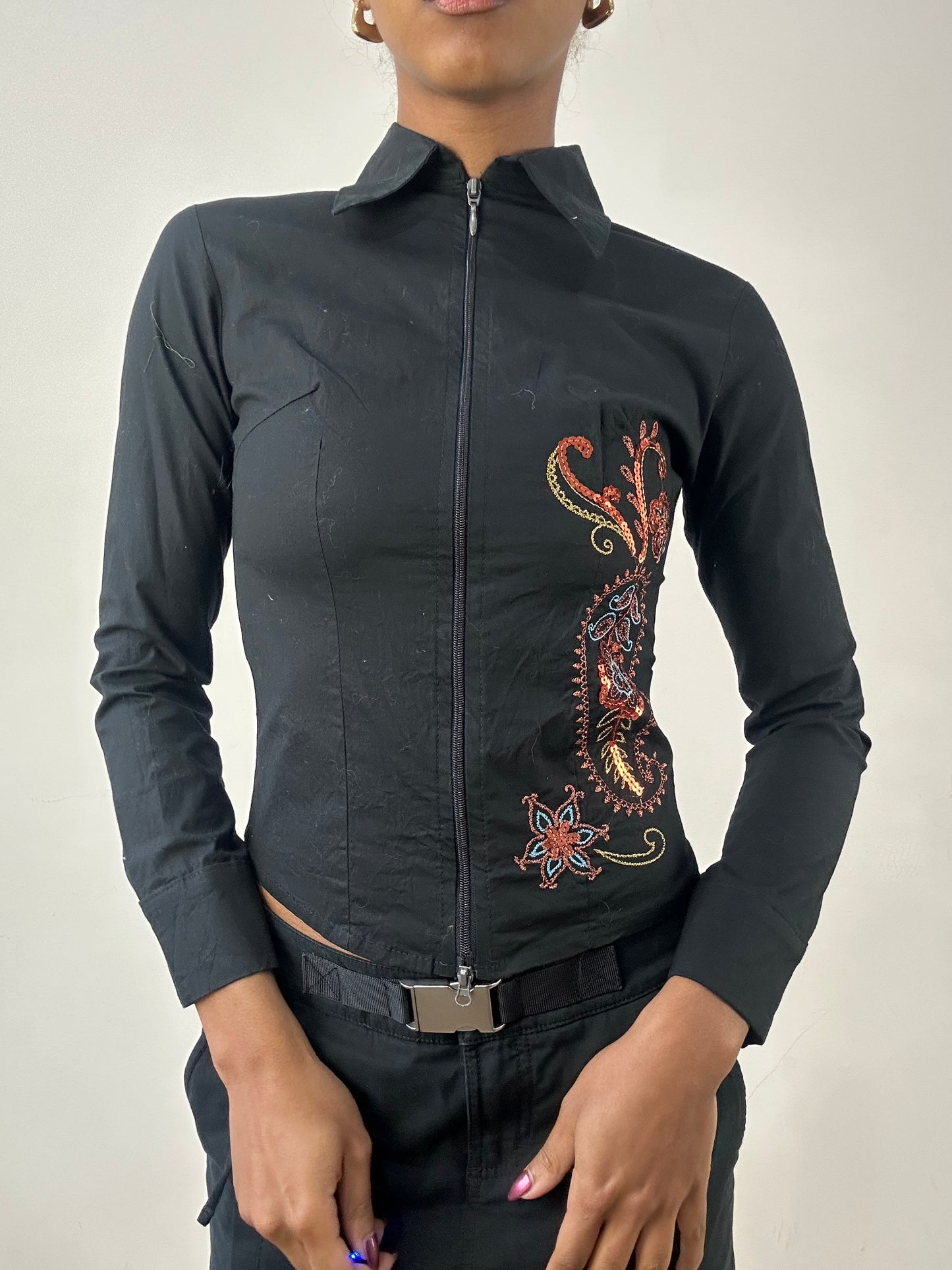 winter edit | small black dual zip collared top