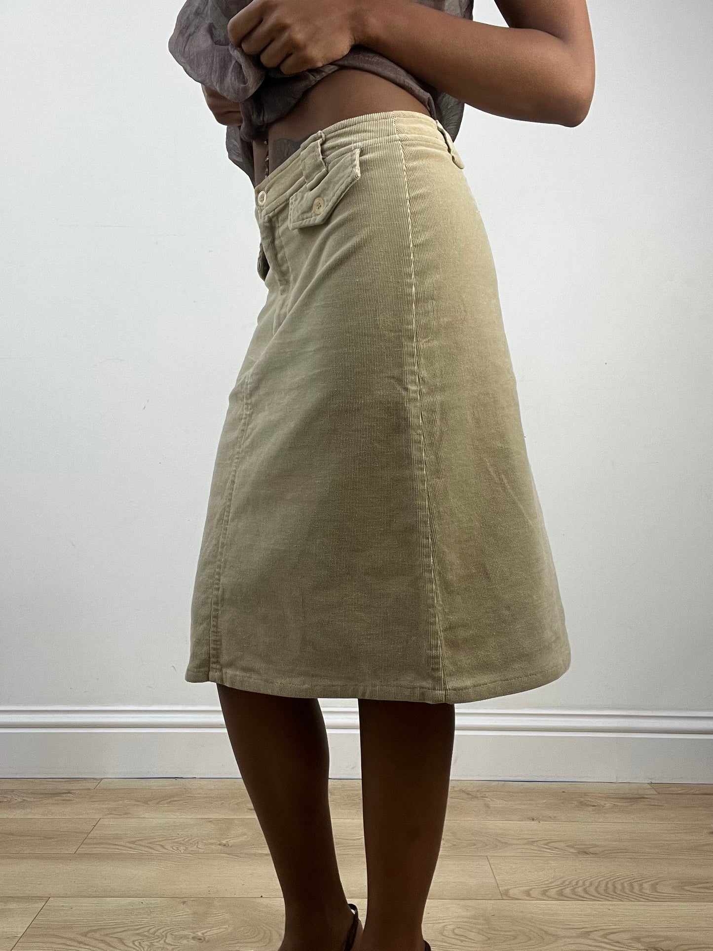 vintage edit: indie sleaze | small cream corduroy style midi skirt