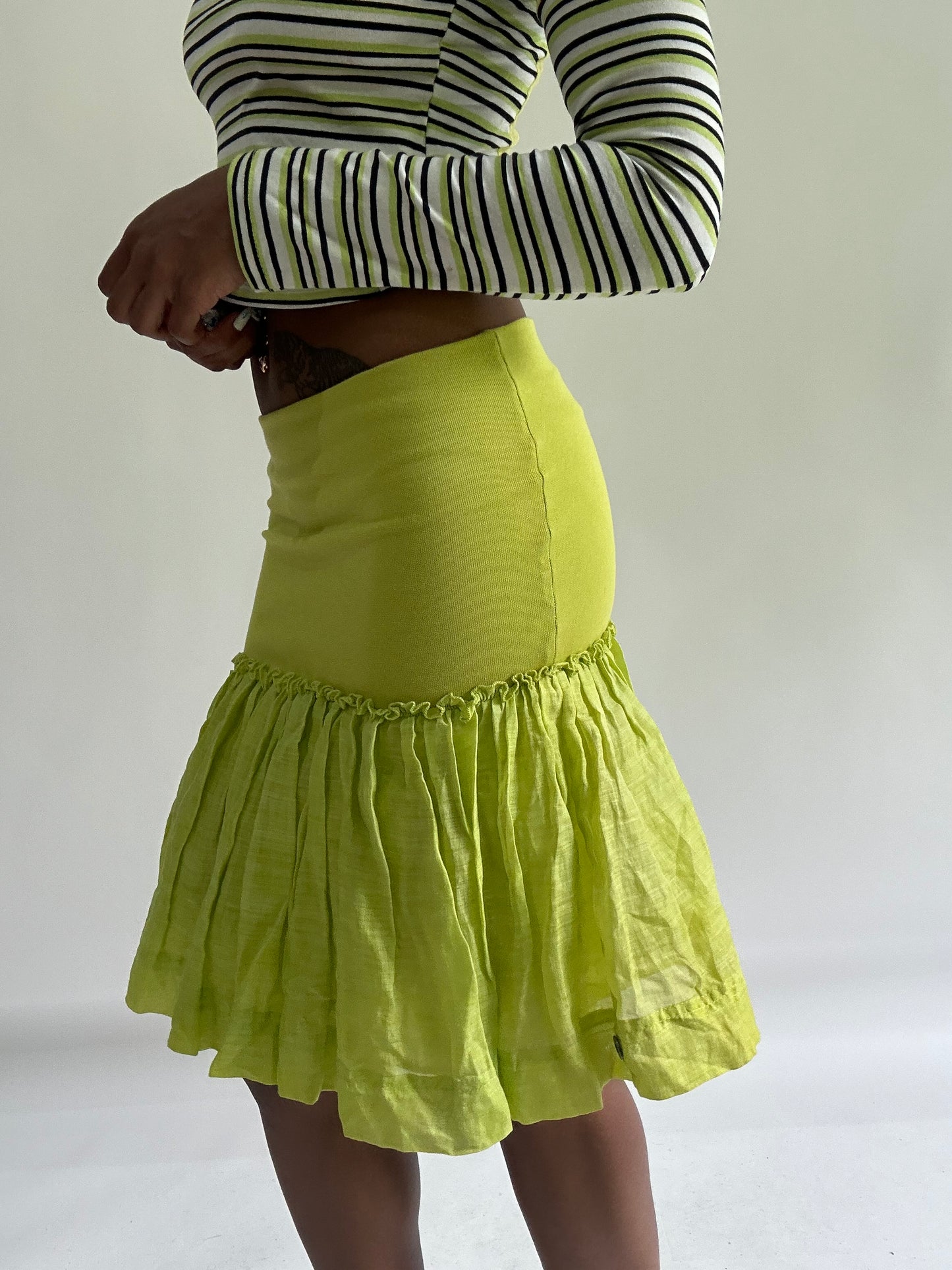 sailor drop | extra small green ruffle midi skirt
