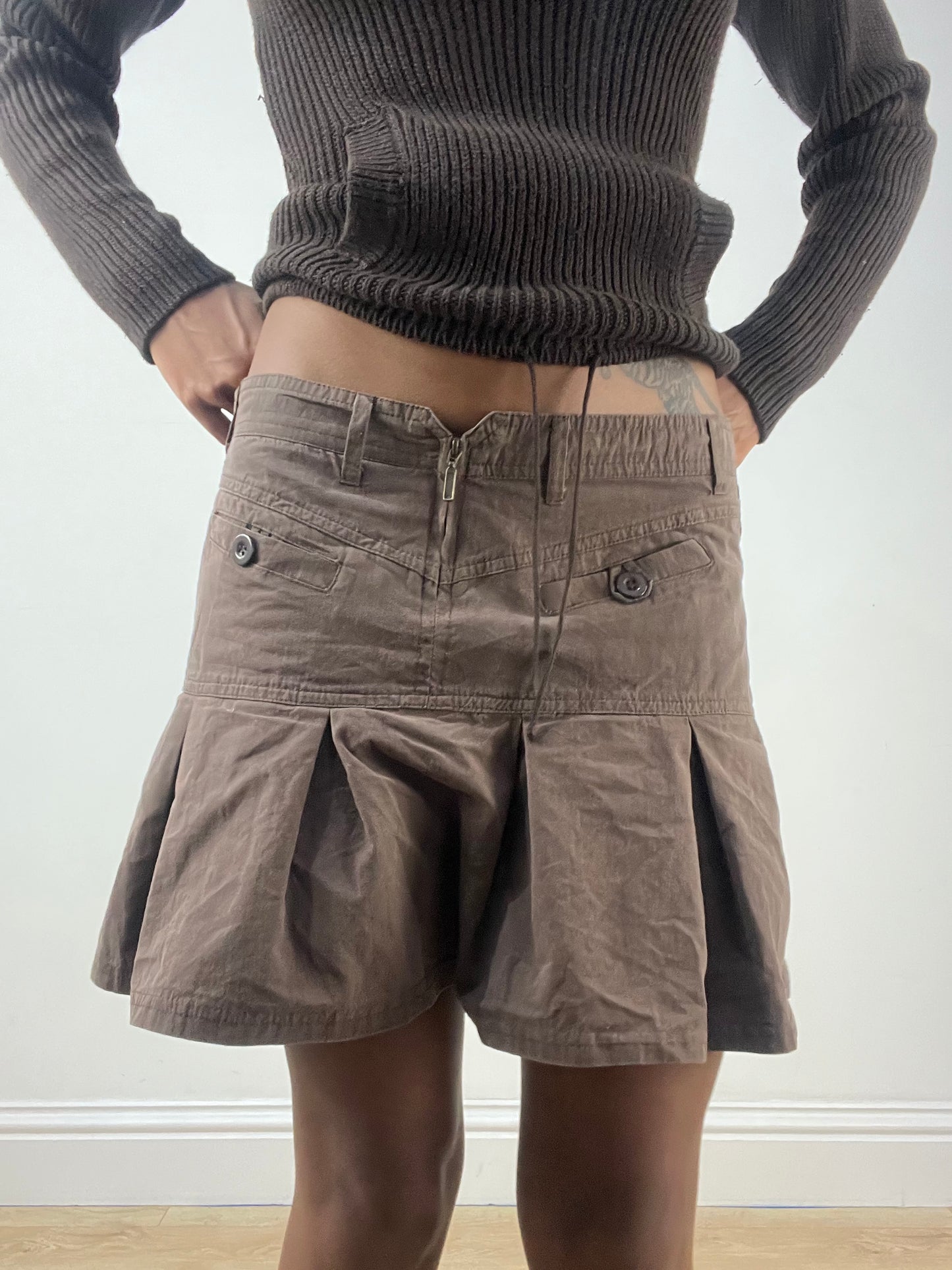 vintage edit thirty-three | medium brown pleated mini skirt