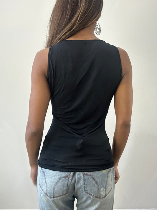 2016 edit | small black tank top with graphic heart print