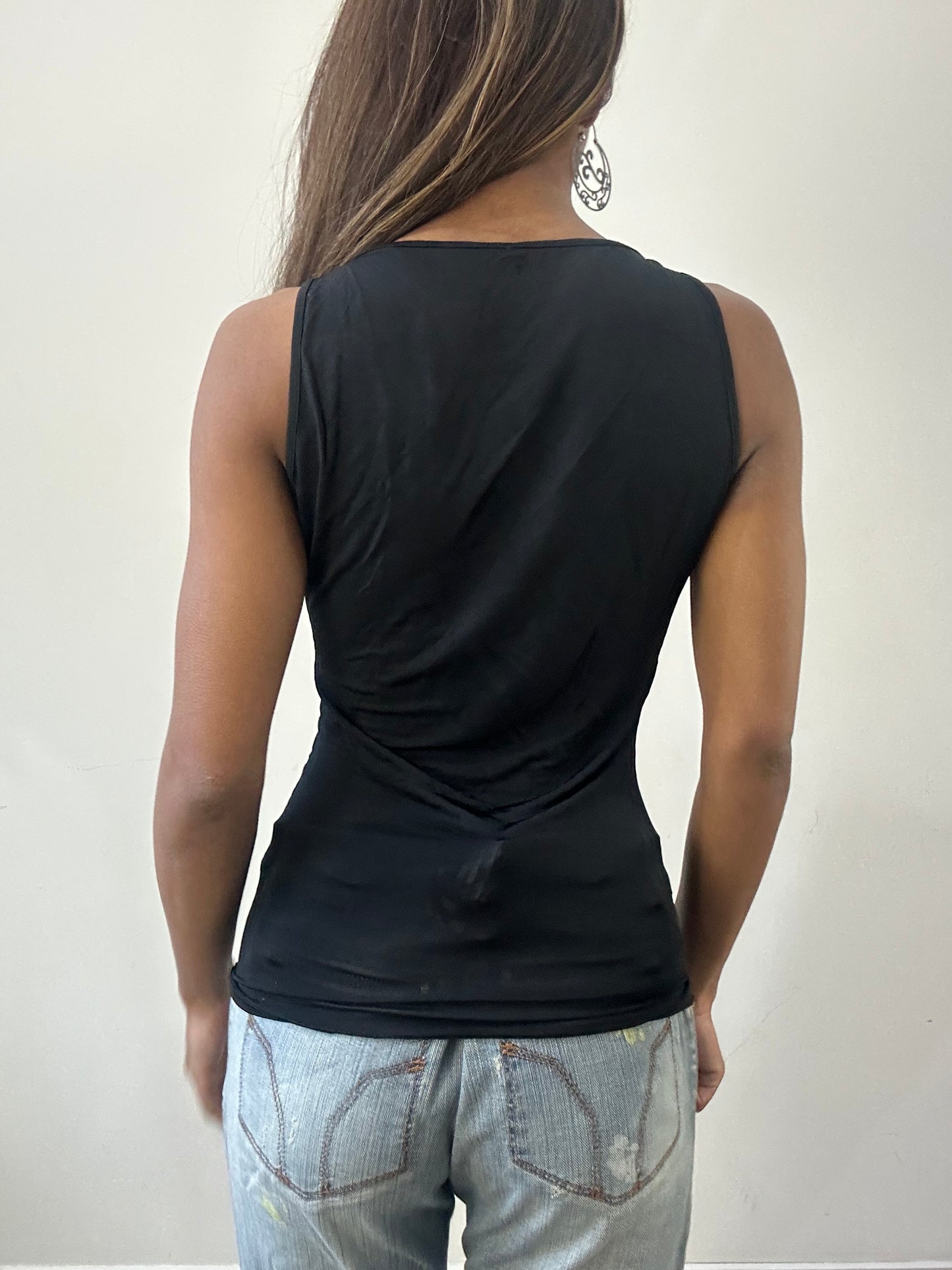2016 edit | small black tank top with graphic heart print