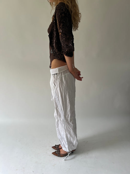 SATC drop | small white cargo trousers with drawstring