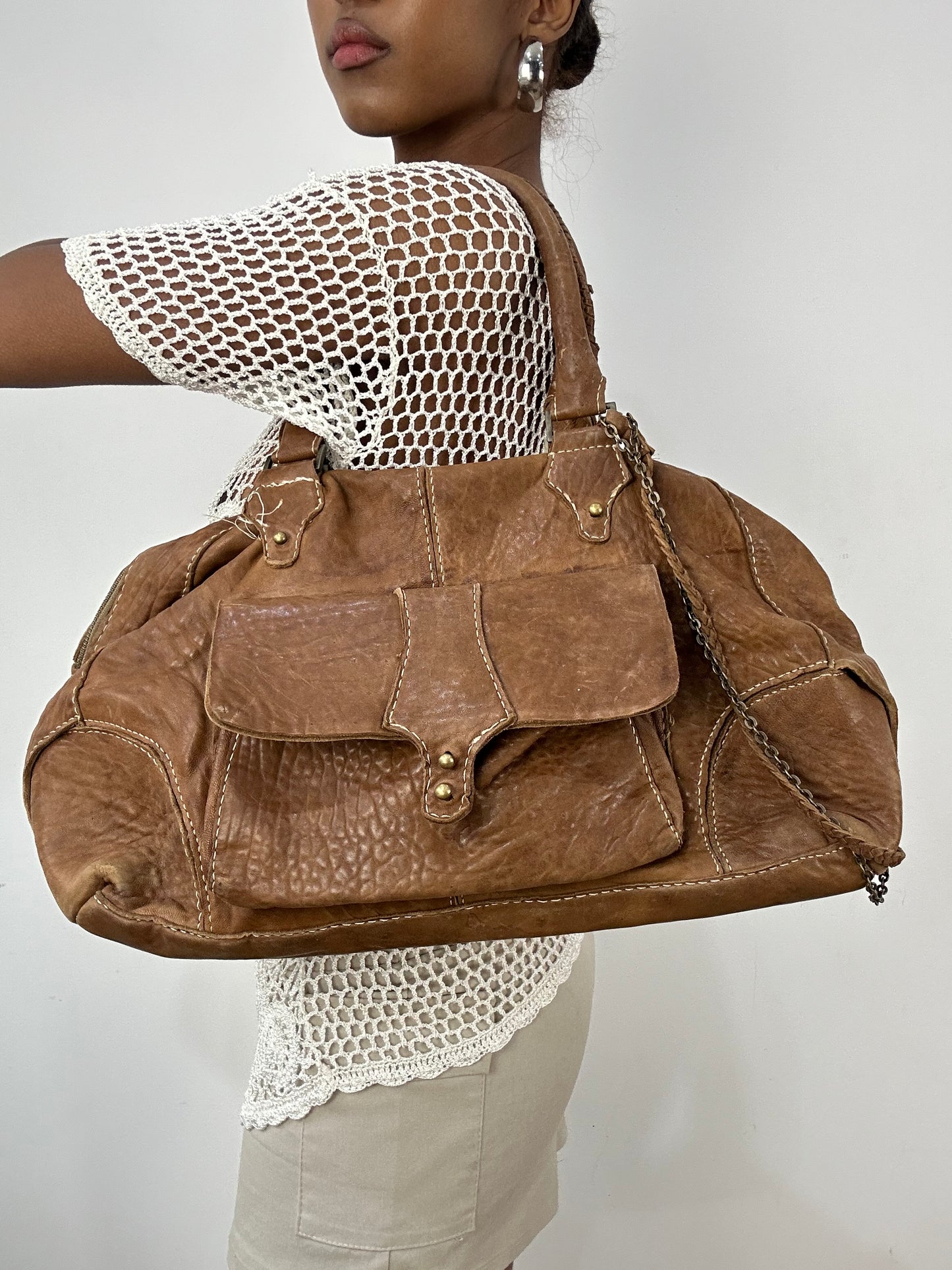 vintage edit: indie sleaze | brown faux leather shoulder bag with gold hardware