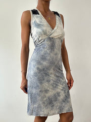 vintage edit twenty-one | medium blue and white marlboro classics patterned midi dress