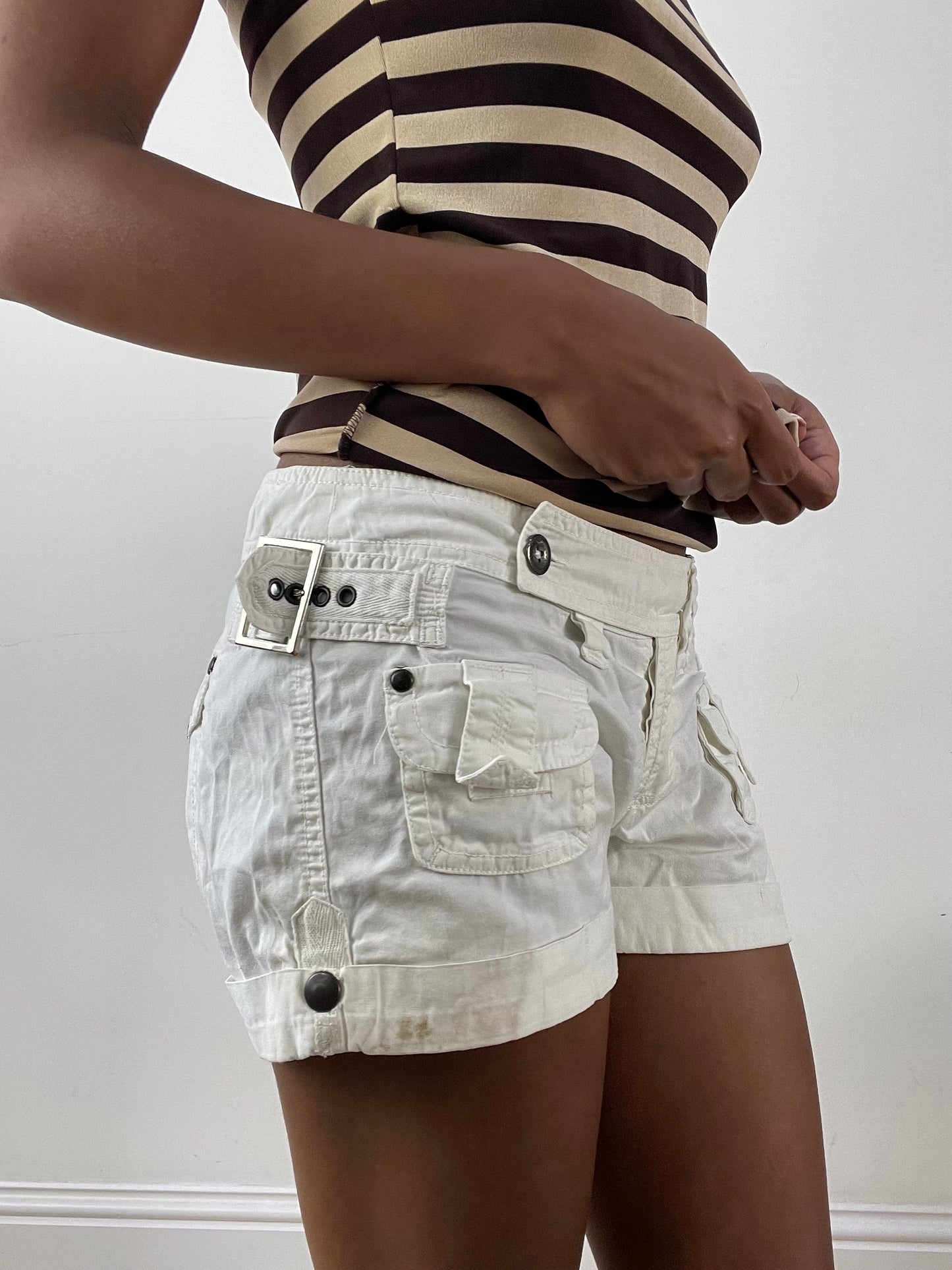 vintage edit twenty-nine | medium white mini shorts with buckle detail