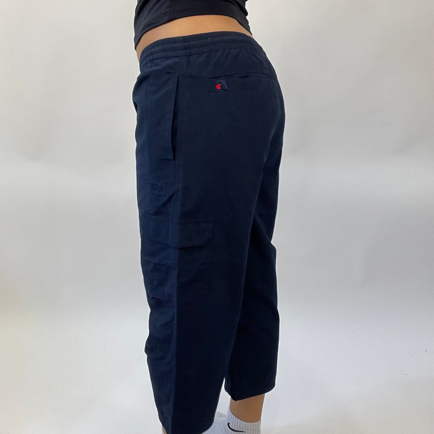 💻 POSH AND BECKS DROP | navy cropped trousers