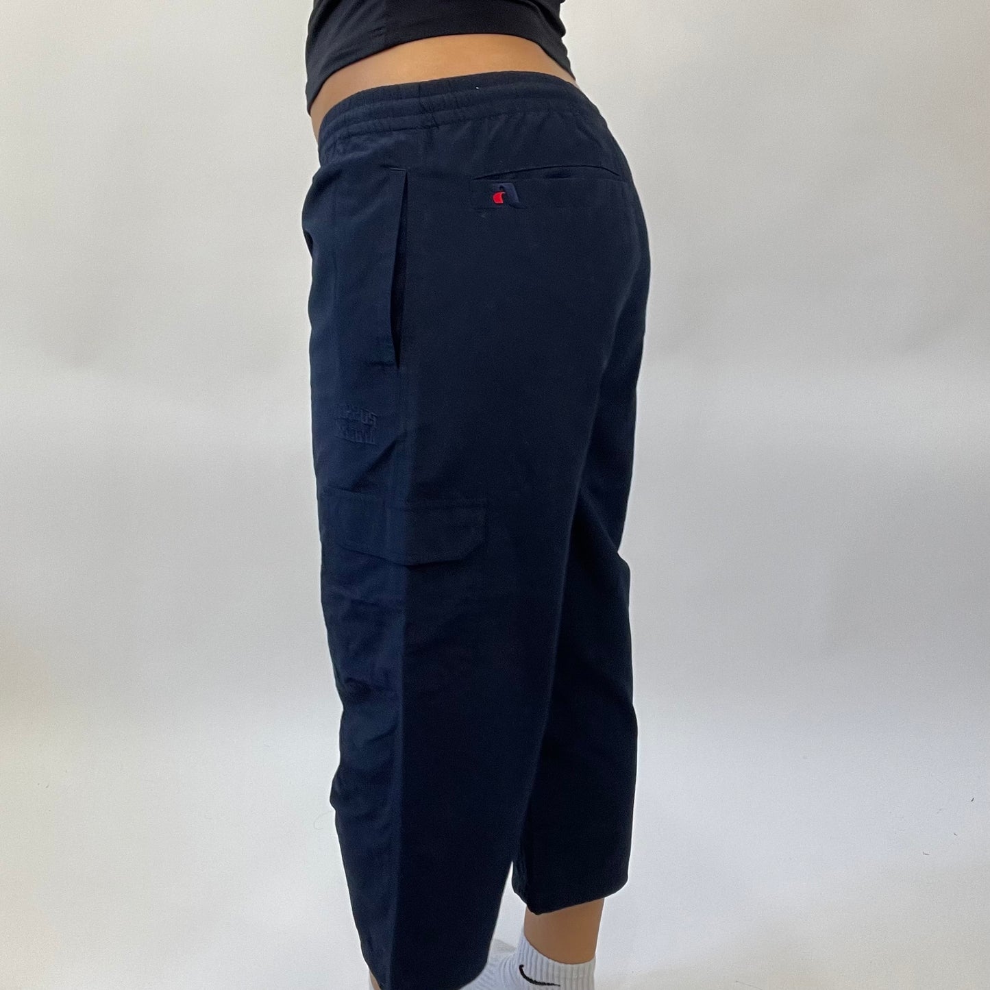 POSH AND BECKS DROP | navy cropped trousers