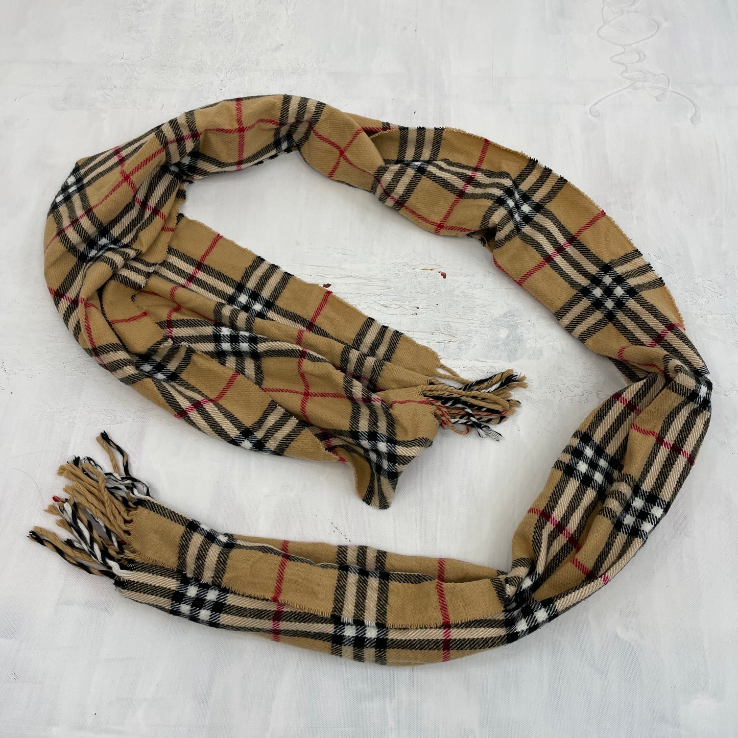 PARIS HILTON DROP | burberry style nova check knit scarf
