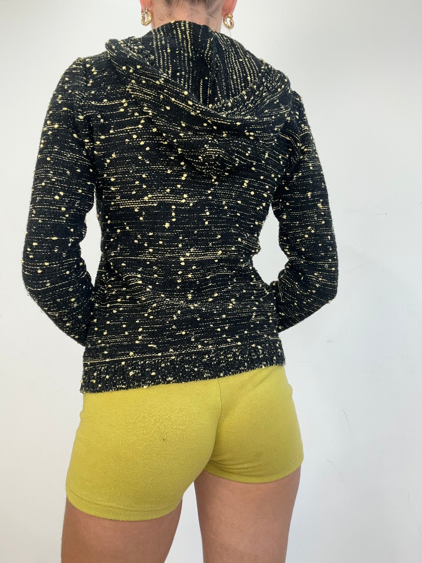 💻 vintage edit one | small black hooded jumper with yellow specs