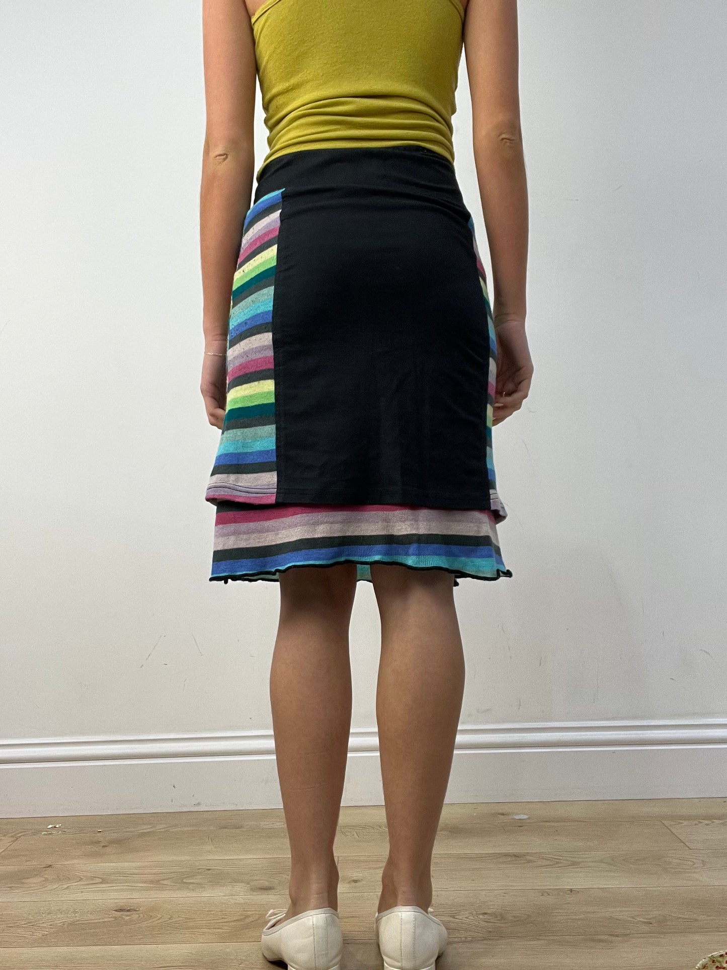 vintage edit twelve | small black graphic patterned midi skirt