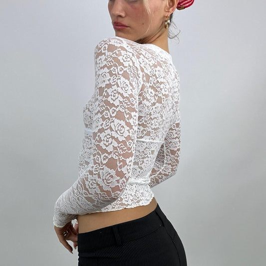 #421 SAMPLE SALE | small white long sleeve belle