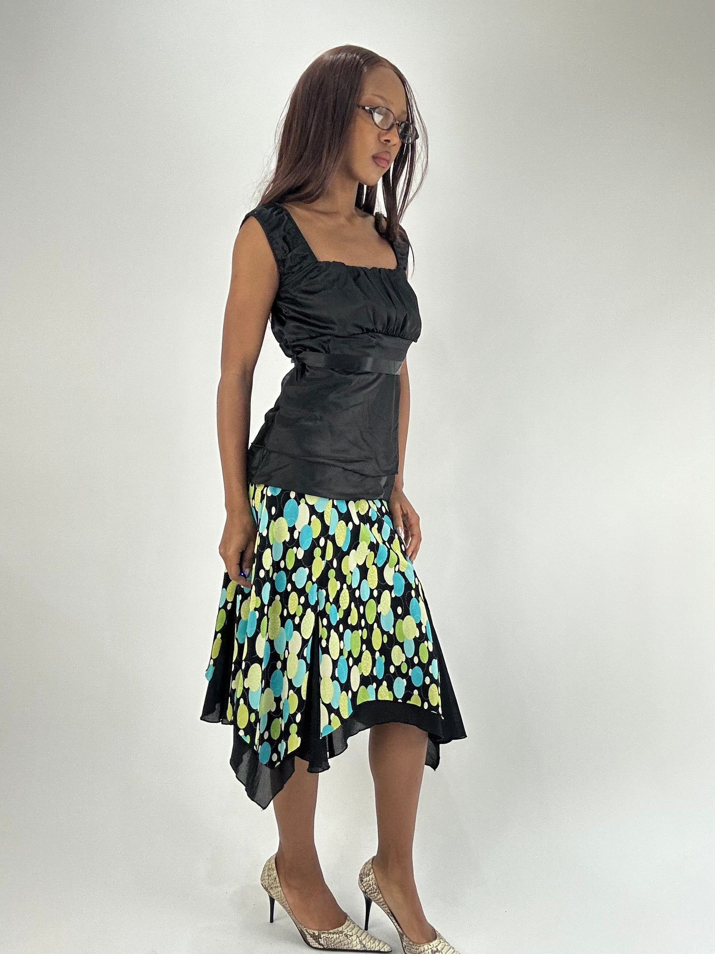 WINTER FAVOURITES | small green and black polka dot midi skirt