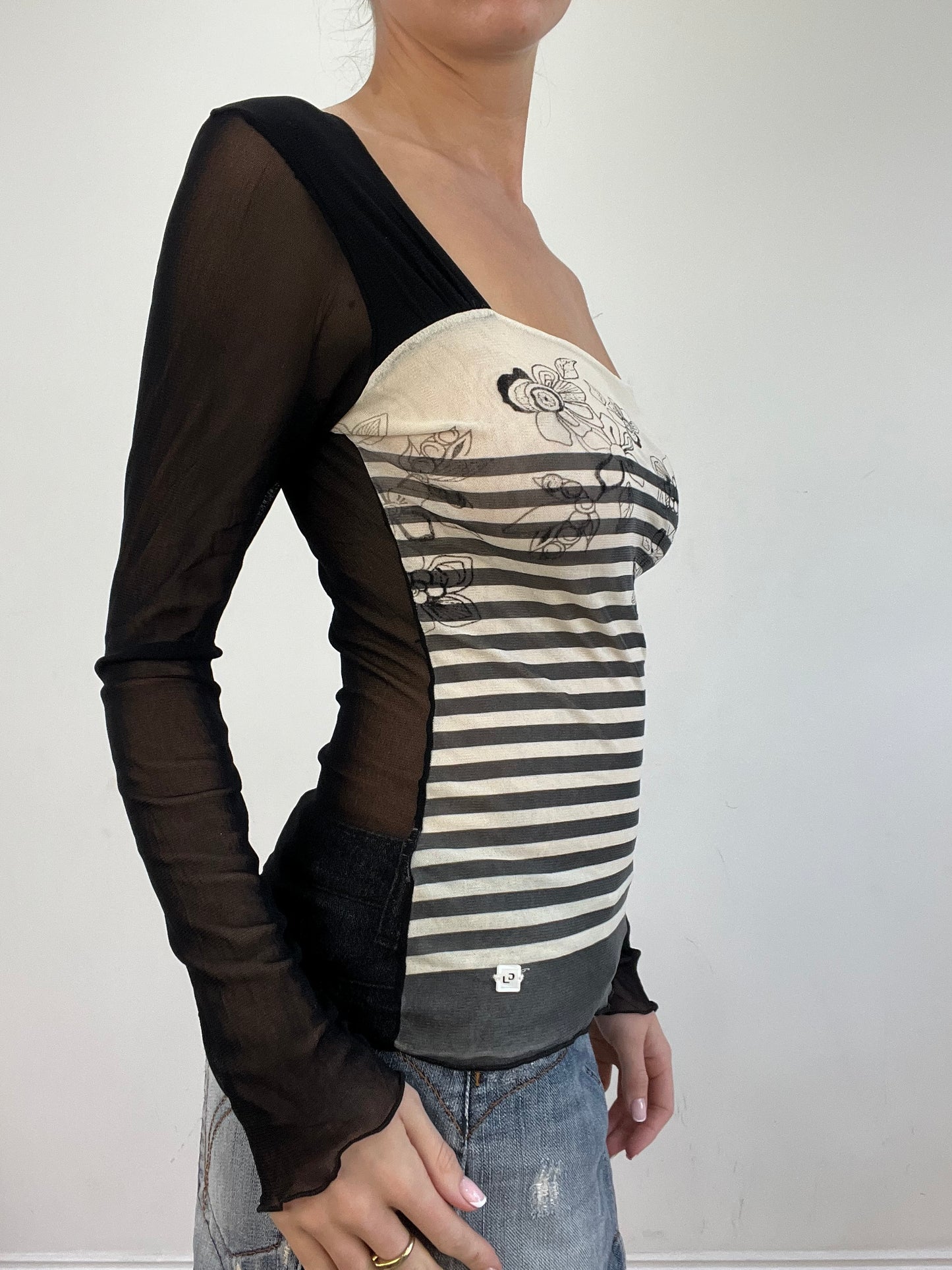 vintage edit twenty | small black and white striped long sleeve mesh top
