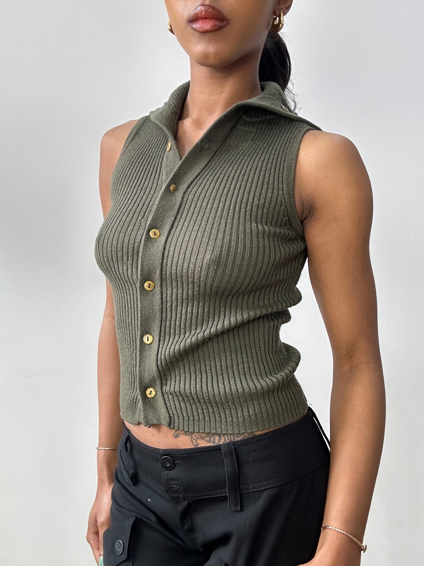 vintage edit fifteen | small khaki miss sixty button up sleeveless turtleneck jumper