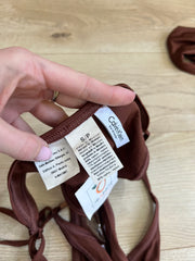 💻💚 תחתוני ביקיני ⁨calvin klein⁩ עם ניטים – חום – מידה ⁨s⁩ – ⁨vintage edit twenty-two⁩