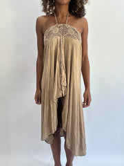 beach drop | taille: S · couleur: marron · article: haut · détails: encolure dos-nu + asymétrique