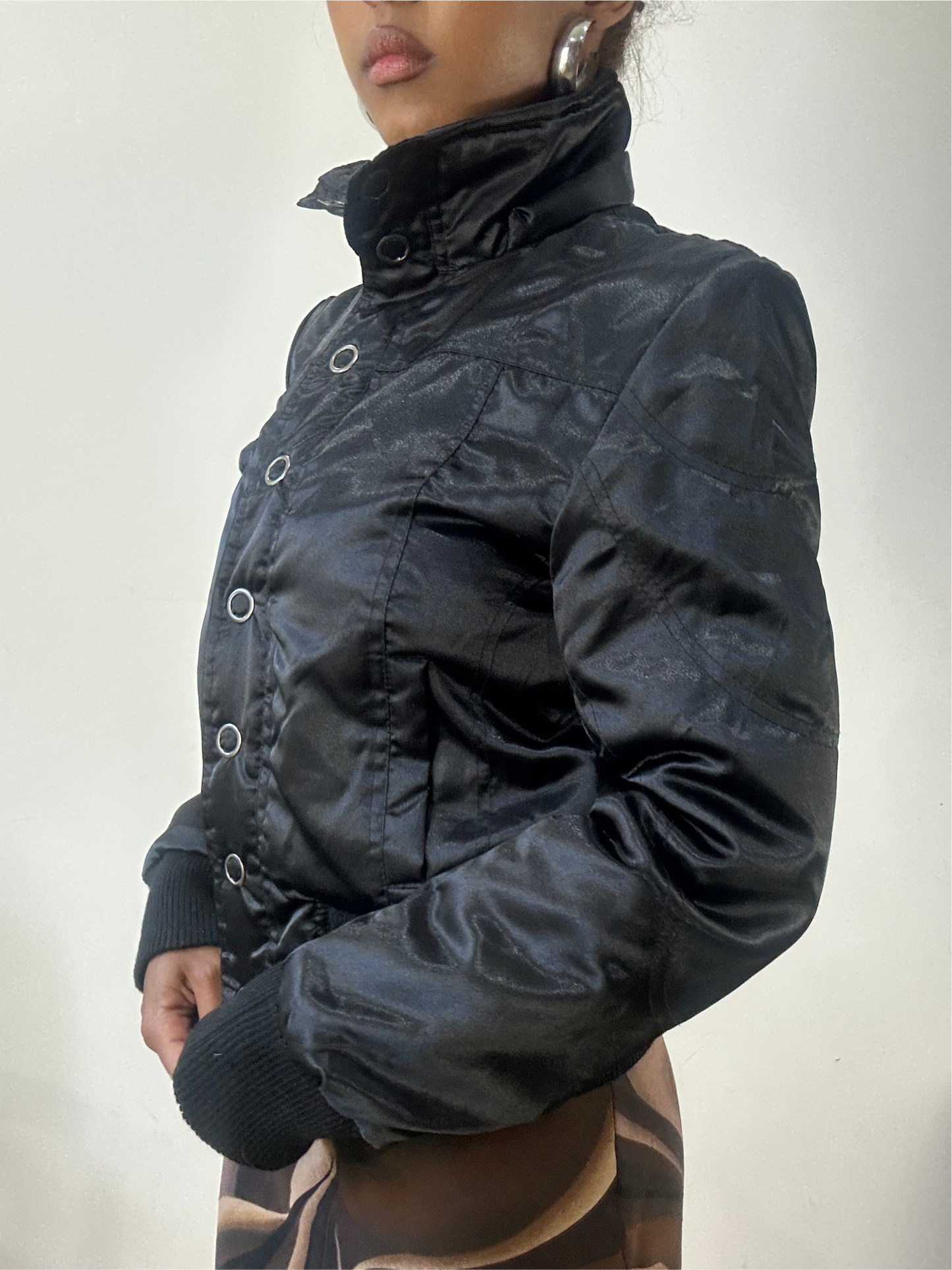 AUTUMN EDIT | small black fitted puffer jacket
