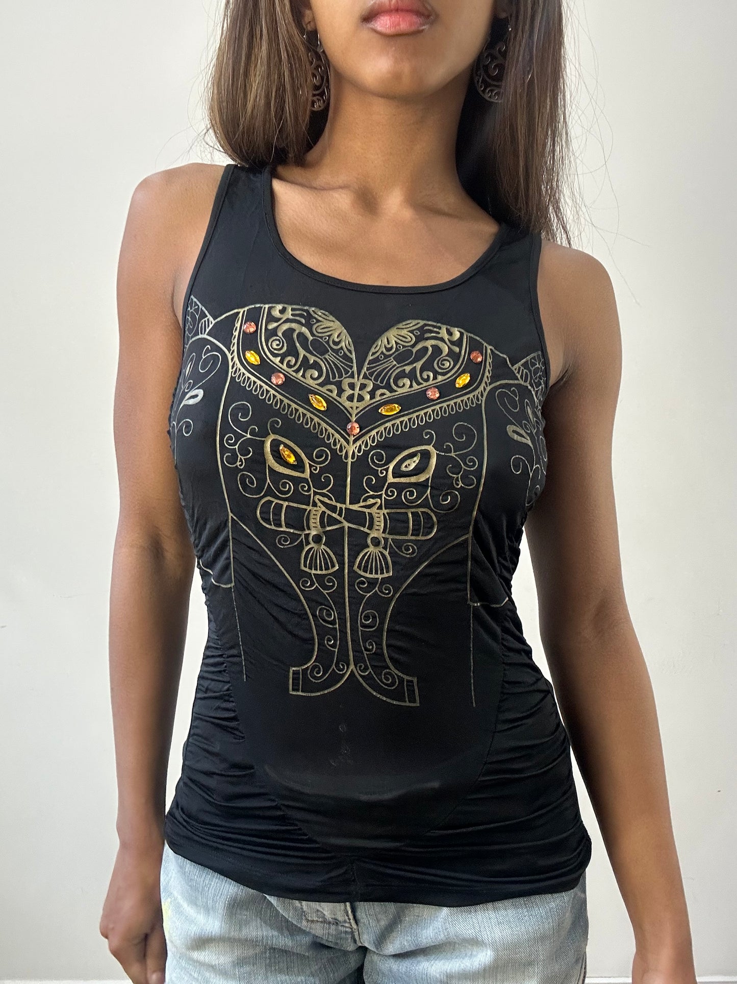 2016 edit | small black tank top with graphic heart print