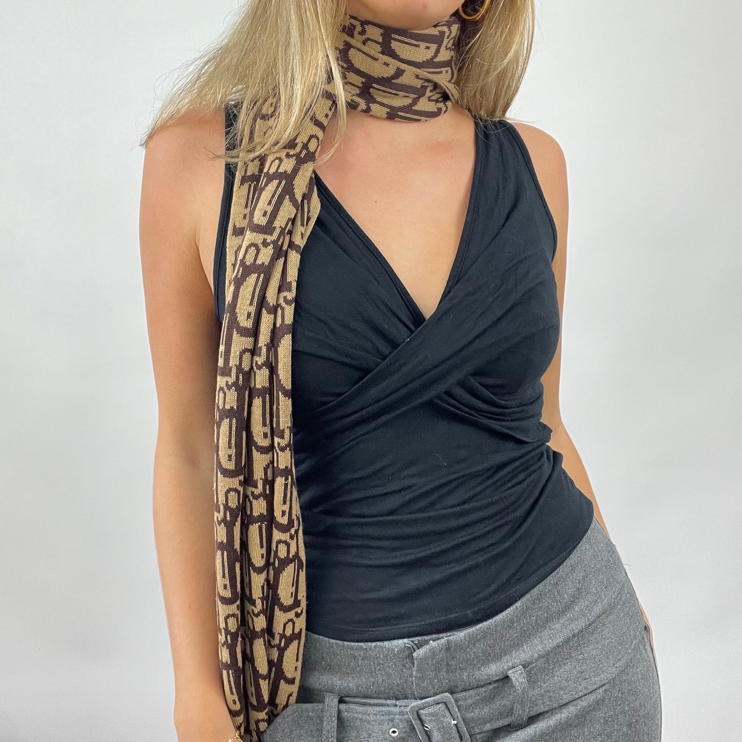 90s MINIMALISM DROP | brown monogram dior style scarf