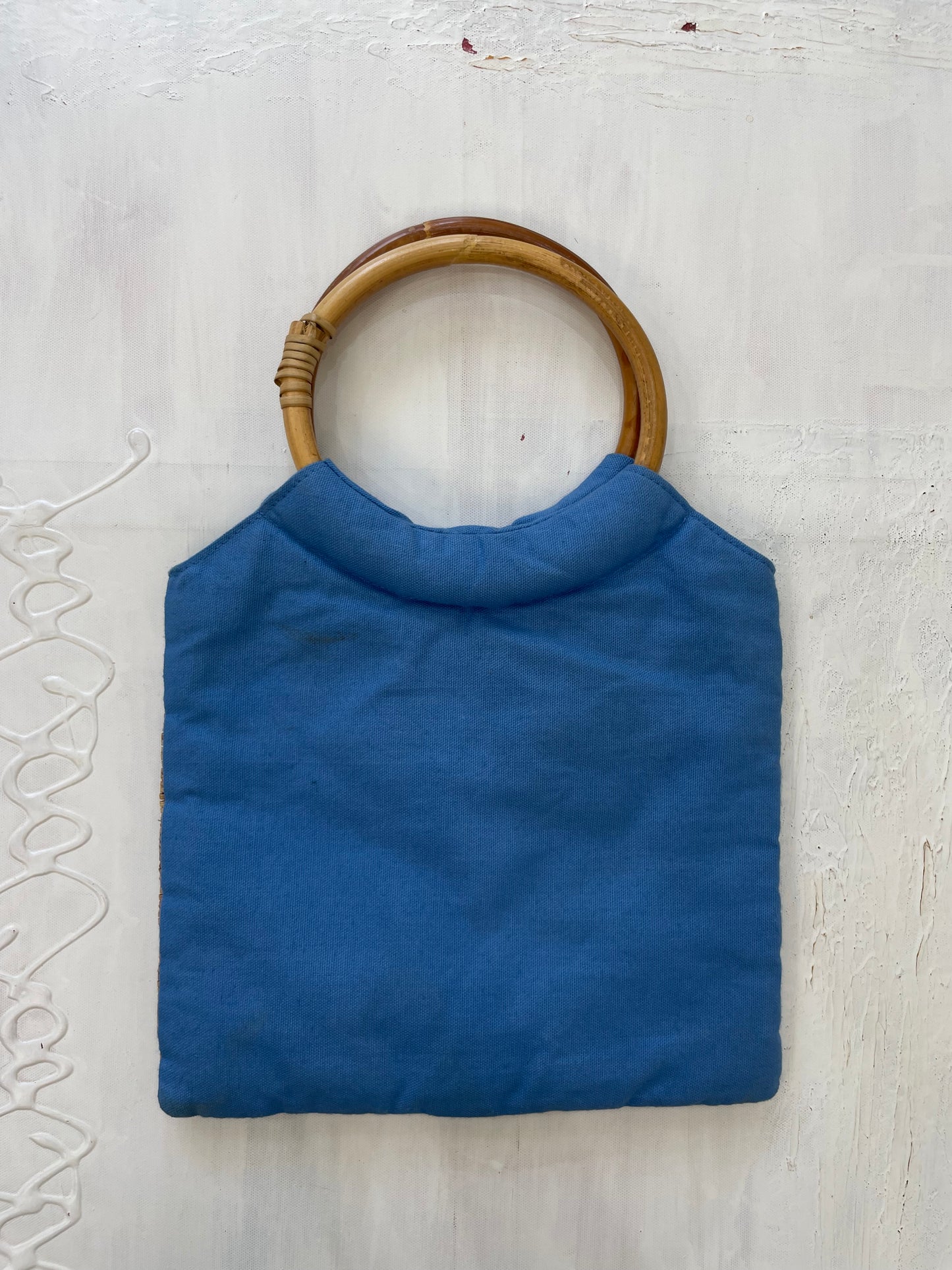 VINTAGE PICKS | blue beaded clutch bag