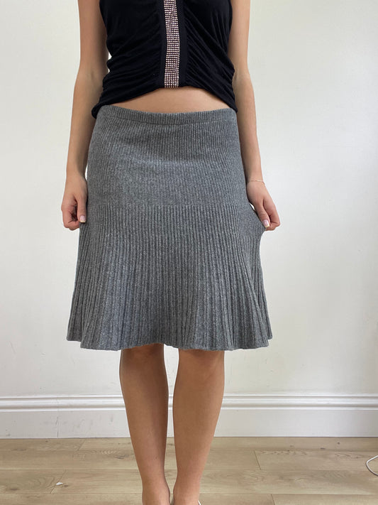 vintage edit twenty-four | small grey united colors of benetton midi skirt