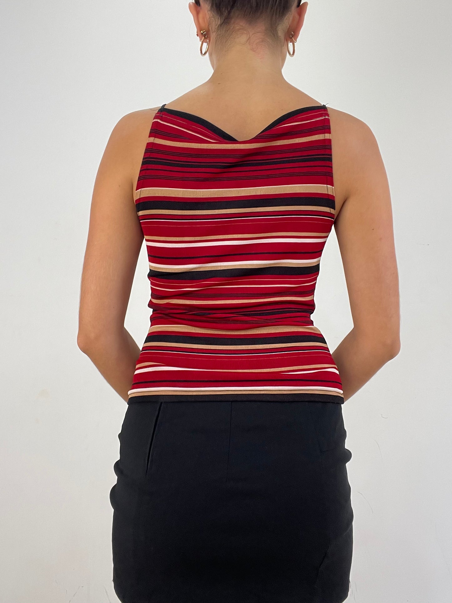 VINTAGE PICKS | small red striped cami top