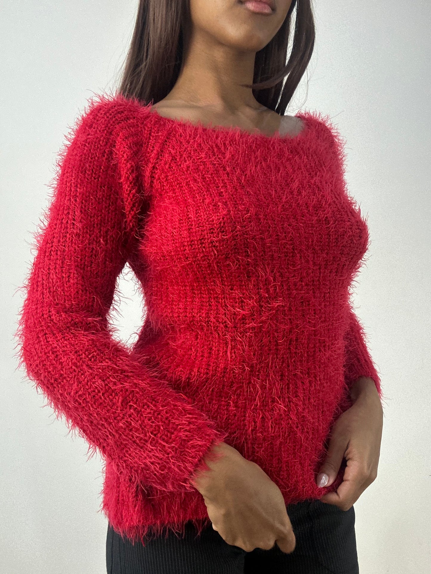 BEST PICKS | small red knit long sleeve jumper