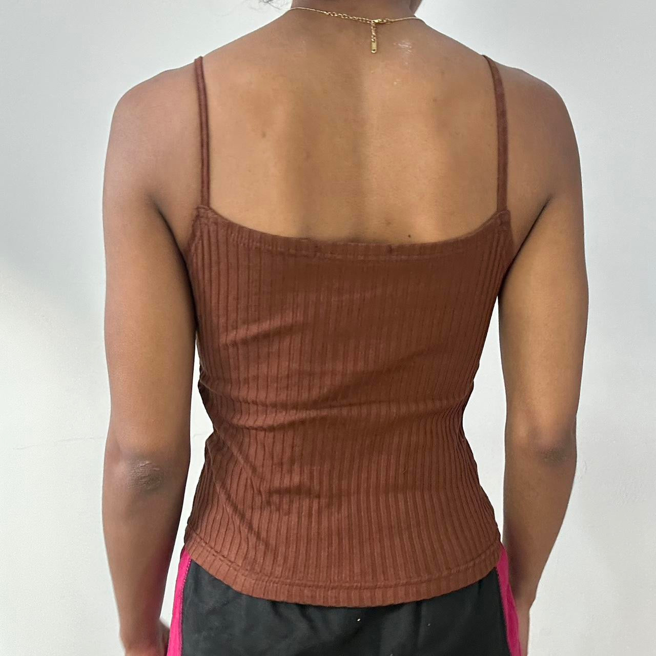 💻‼️ extra small brown ribbed vest with crossover front detail
