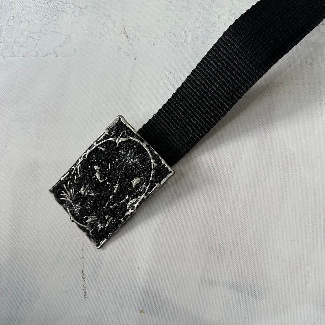 ⭐️💻 | one size black nylon belt with silver beaded buckle
