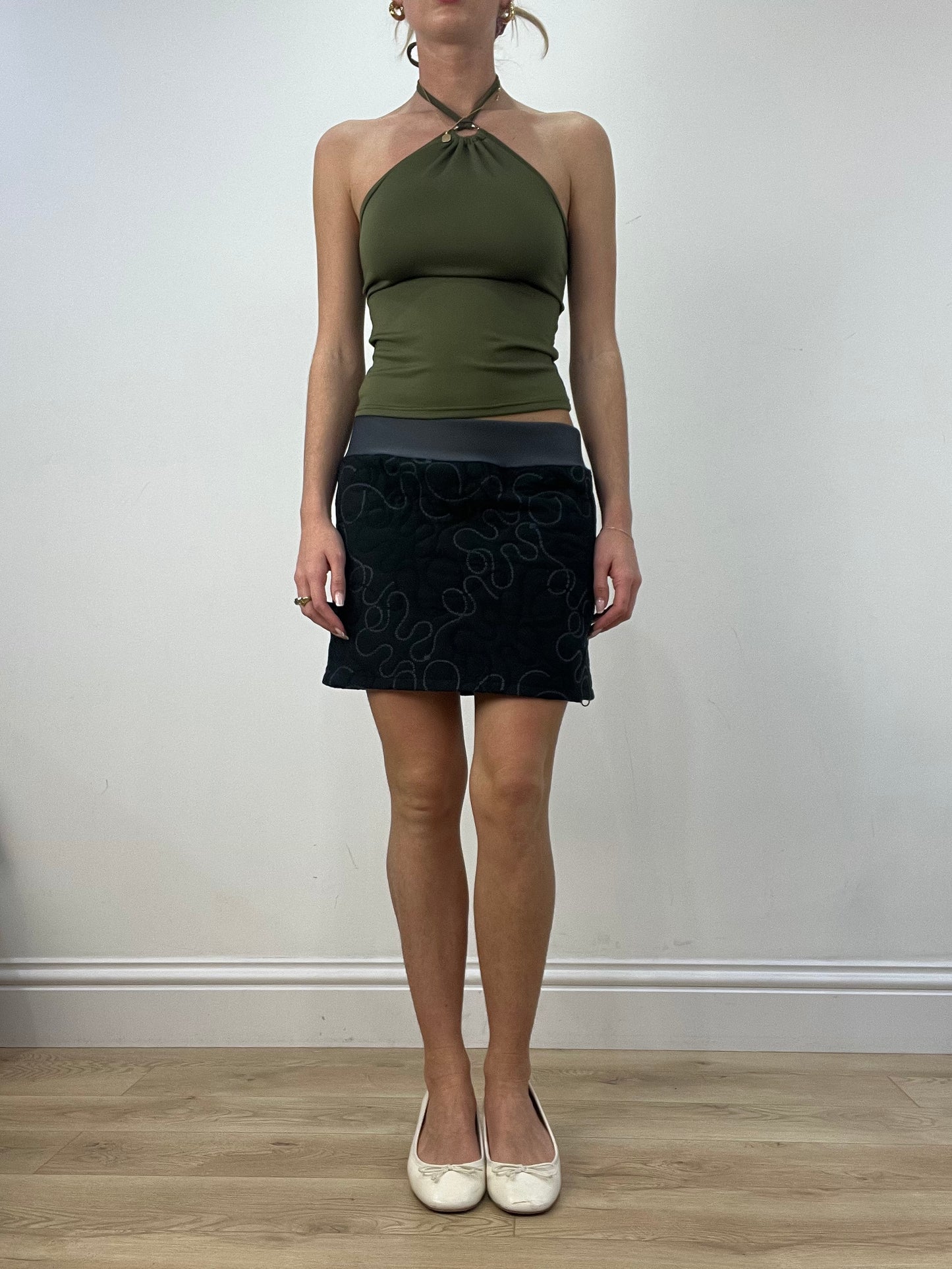BEST PICKS | medium navy swirl patterned skirt