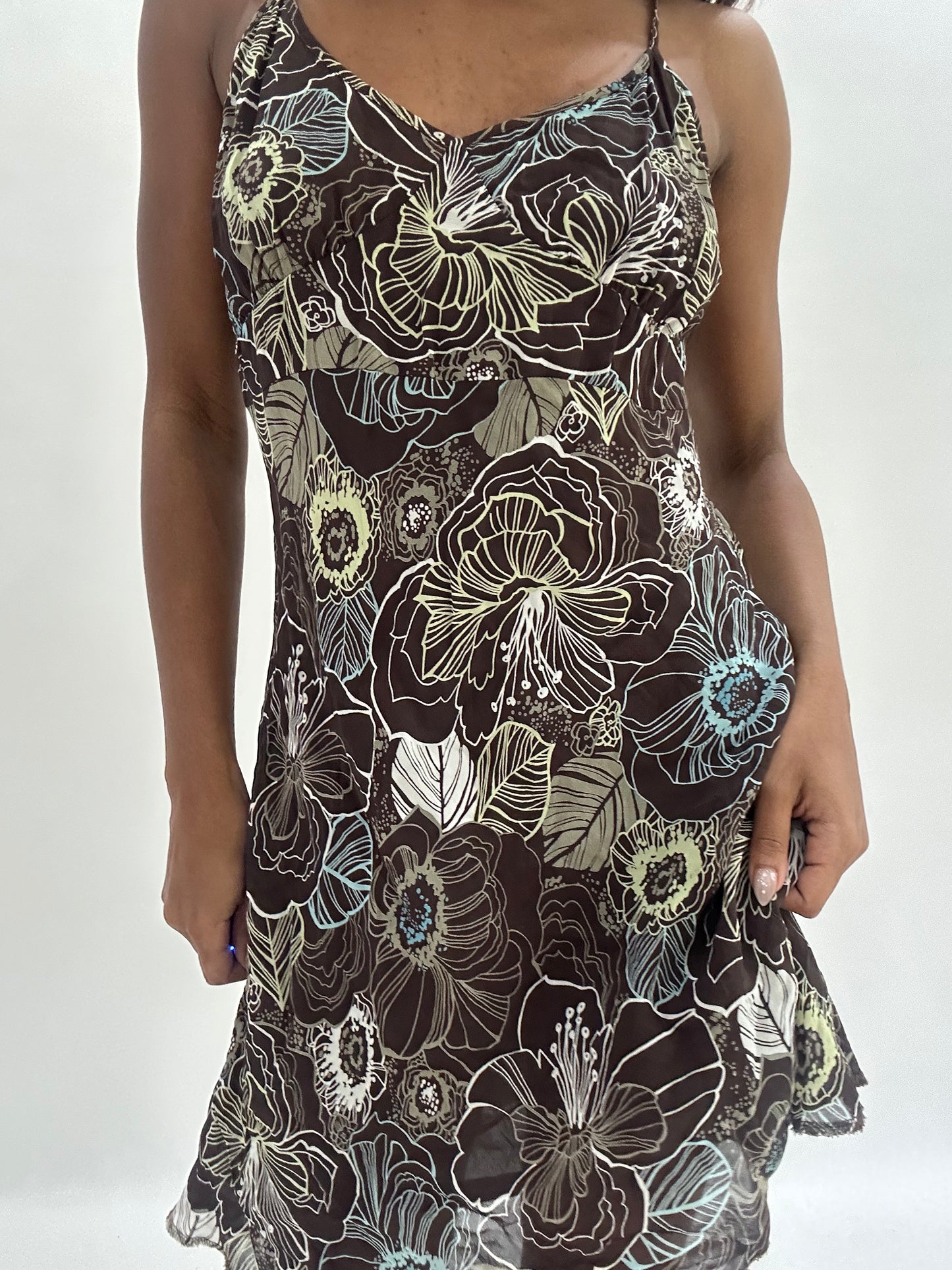wedding guest drop | small/medium brown floral midi dress
