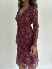 wedding guest drop | taille: M · couleur: bordeaux · article: robe · détails: à motifs + longueur midi