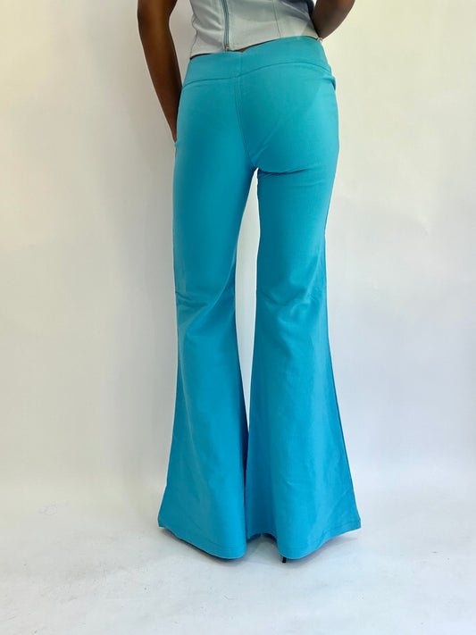 💚colourmaxxing drop | extra small blue flared trousers