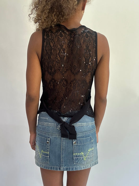 wag drop | small black lace back waistcoat