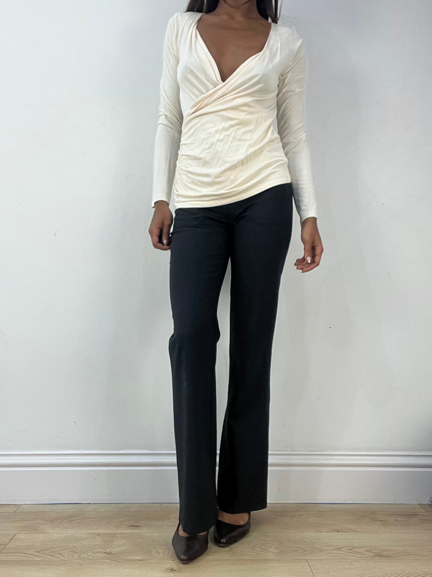 BEST PICKS | small white crossbody long sleeve top