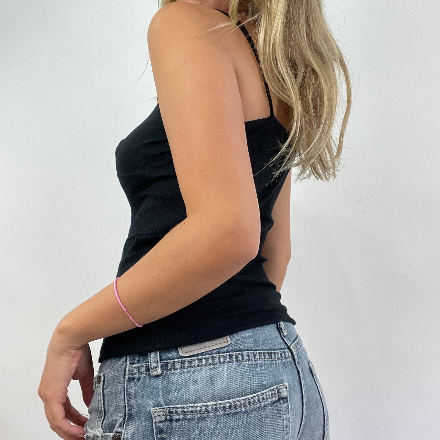 💻 GRUNGE COQUETTE DROP | small black ribbed knit vest top with flower detail