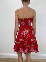 vintage edit: wedding guest | taille: S · couleur: rouge · article: haut bandeau · détails: longueur mini + fleuri + motif