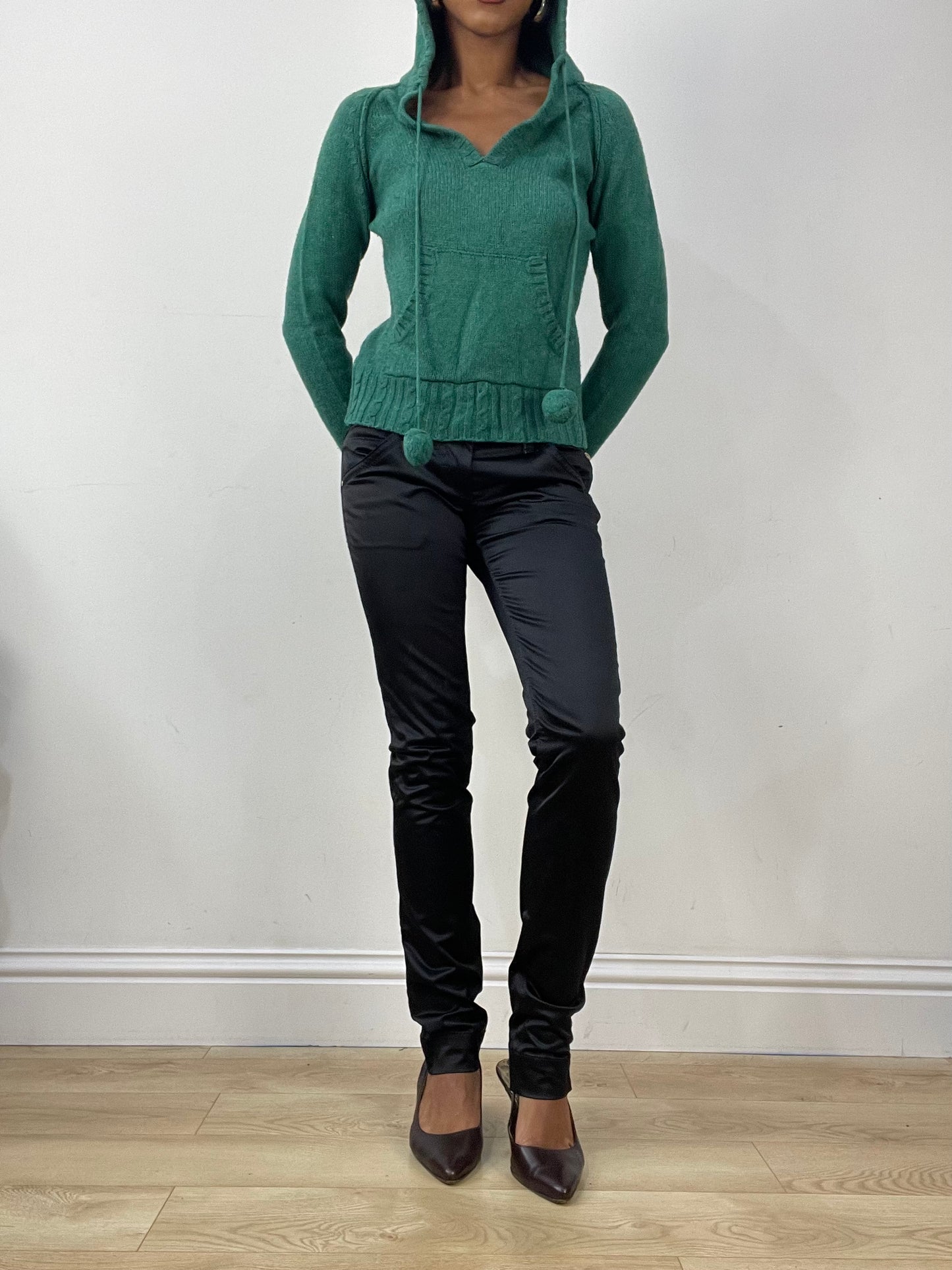 vintage edit: halloween | small dark green knit hoodie with pocket detail