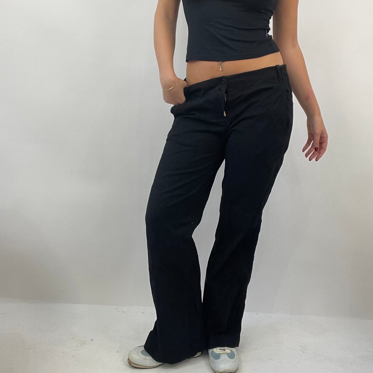 JEANS AND A NICE TOP DROP | small black velvet feel jeans