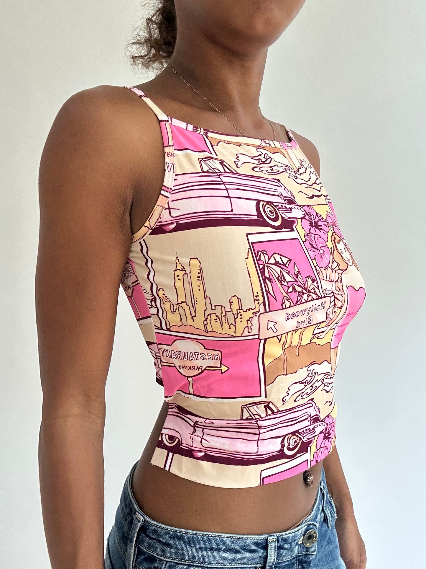 BEST PICKS | small pink graphic cropped cami top