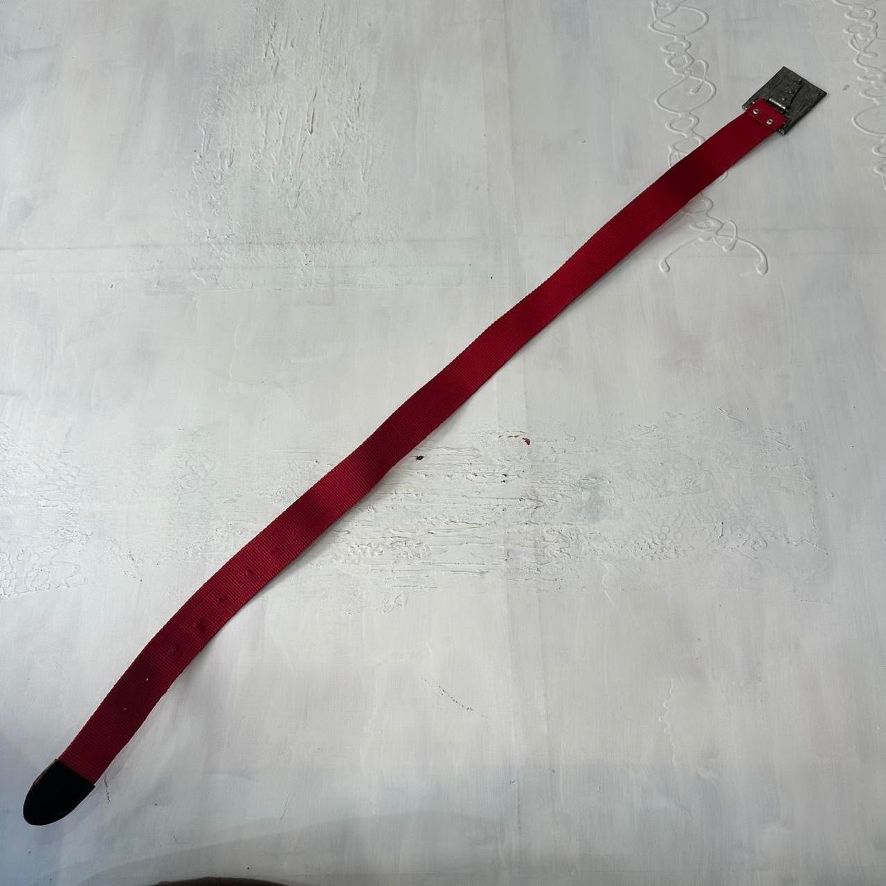 ⭐️💻 | one size red nylon belt with silver beaded buckle