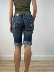 BEST PICKS | small dark wash denim shorts