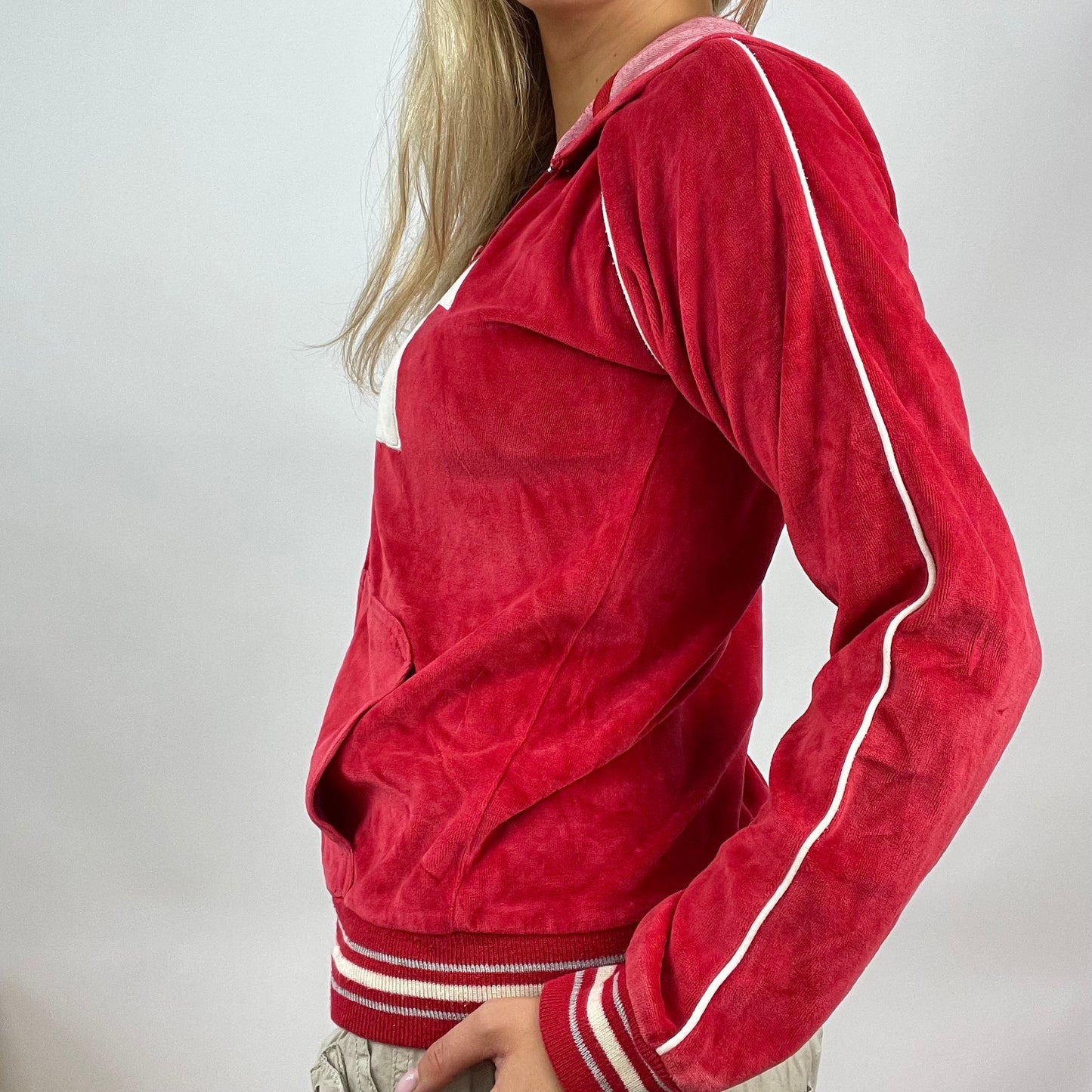INSTA BADDIE DROP | small red velour sporty hoodie